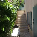 شقة Jacadi *